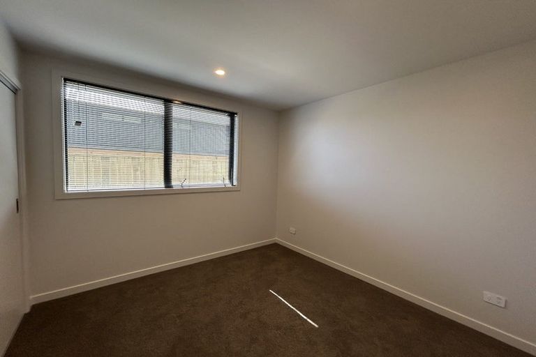 Photo of property in 18 Rowe Drive, Jacks Point, 9371