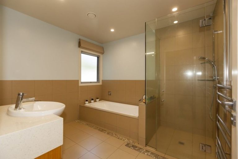 Photo of property in 2 Beckett Lane, Raumati Beach, Paraparaumu, 5032