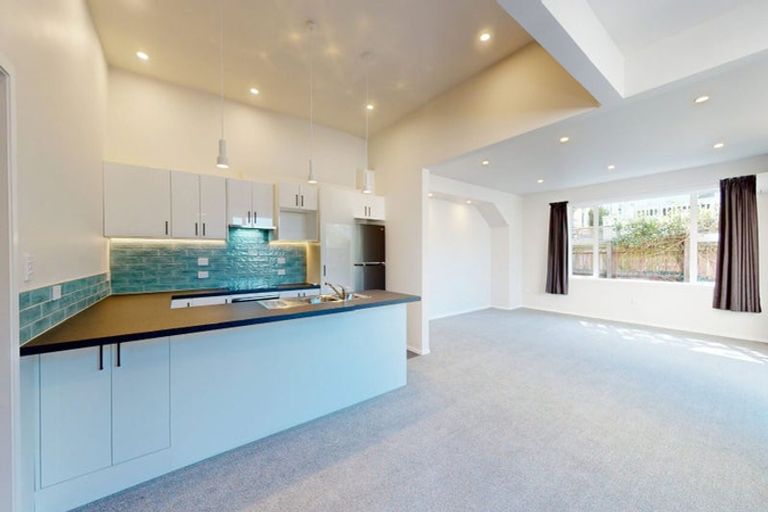 Photo of property in 122 Tinakori Road, Thorndon, Wellington, 6011