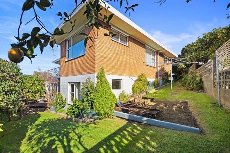 Photo of property in 57 Whitaker Street, Otumoetai, Tauranga, 3110