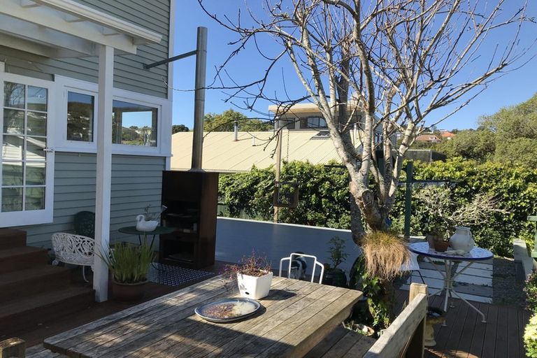 Photo of property in 28 Cooper Street, Karori, Wellington, 6012