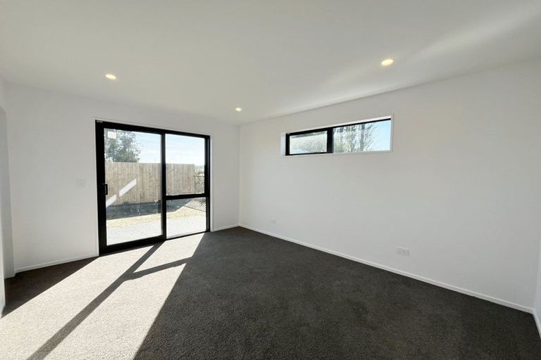 Photo of property in 64 Bill Hammond Drive, Belfast, 8051