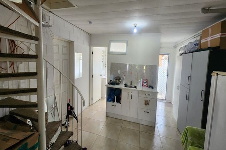 Photo of property in 7/320 Pakuranga Road, Pakuranga Heights, Auckland, 2010