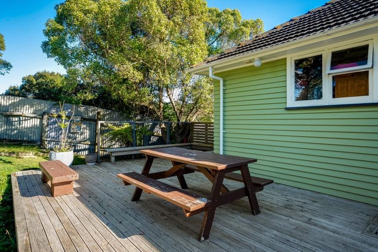 Photo of property in 101 Hereford Street, Cannons Creek, Porirua, 5024