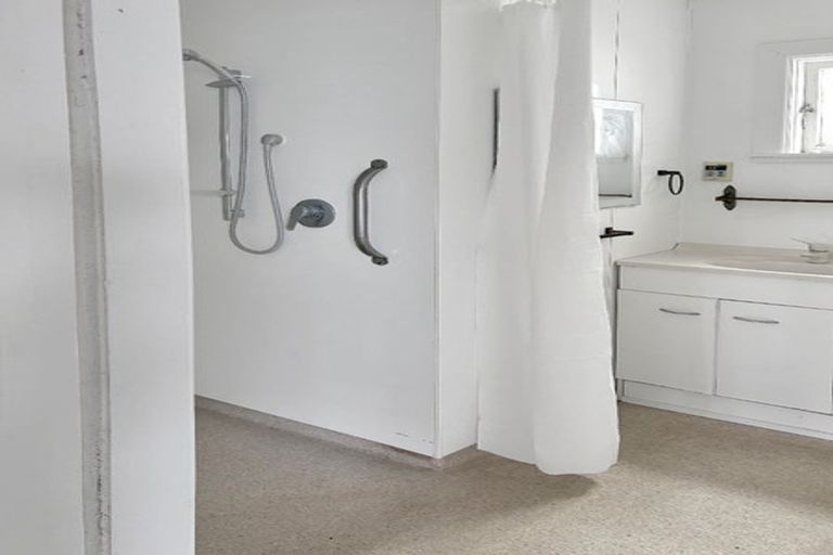 Photo of property in 2-4 Ravensworth Place, Foxton, 4814