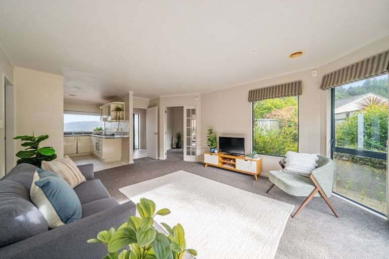 Photo of property in 34 Birkinshaw Grove, Riverstone Terraces, Upper Hutt, 5018