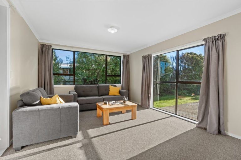 Photo of property in 5 Castle Street, Waihola, Milton, 9073