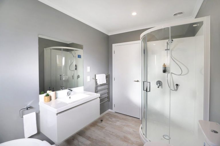 Photo of property in 42 Te Ara O Roimata, Wainuiomata, Lower Hutt, 5014