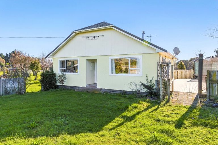 Photo of property in 931 State Highway 1, Te Horo, Otaki, 5581