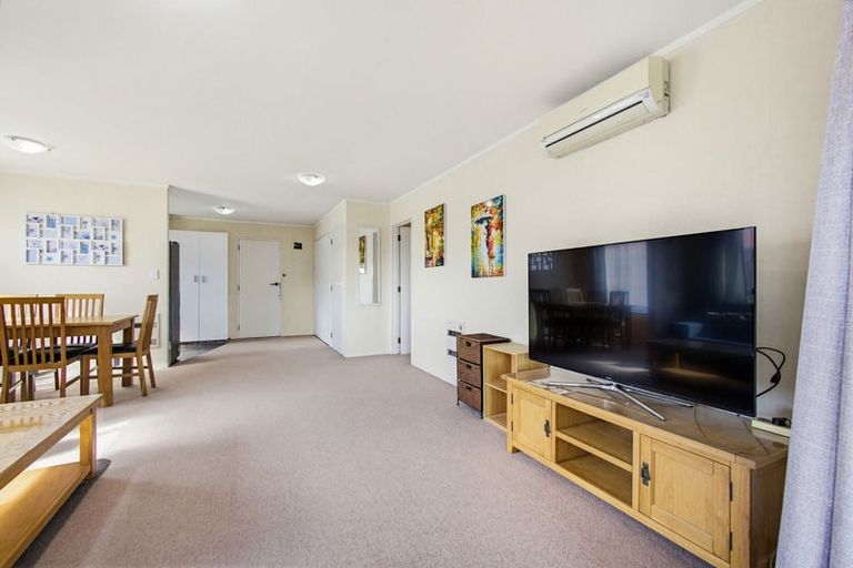 Photo of property in 3/17 Townshend Crescent, Greenmeadows, Napier, 4112