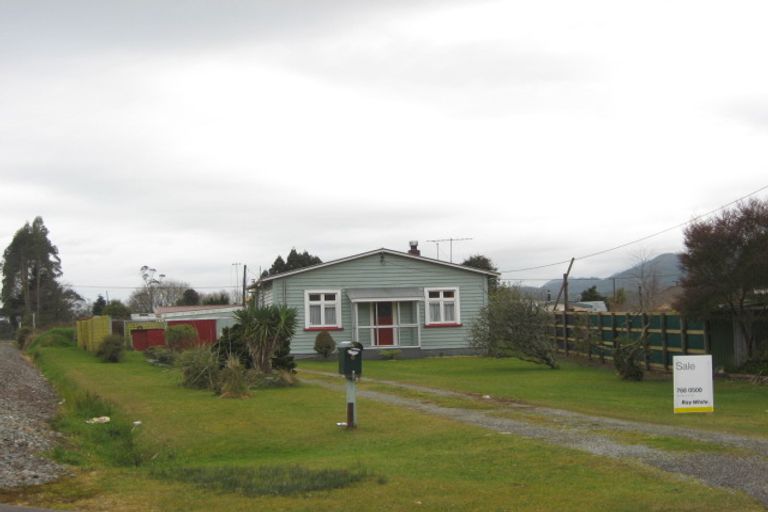 Photo of property in 8 Kilgour Street, Runanga, 7803