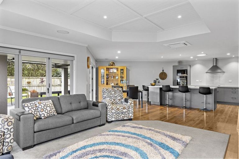 Photo of property in 25 Madison Street, Cambridge, 3434