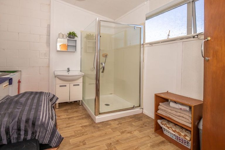 Photo of property in 163 Romilly Street, Westport, 7825