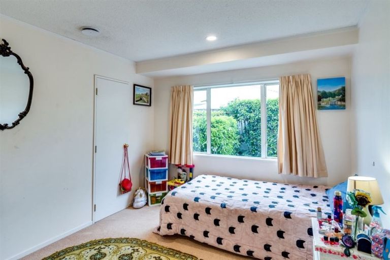 Photo of property in 44 Pukekura Place, Taradale, Napier, 4112