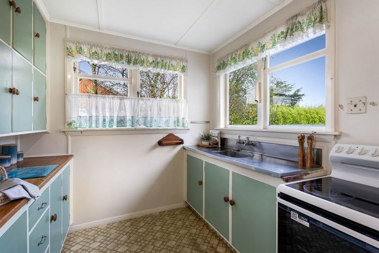 Photo of property in 18 Gregory Avenue, Islington, Christchurch, 8042