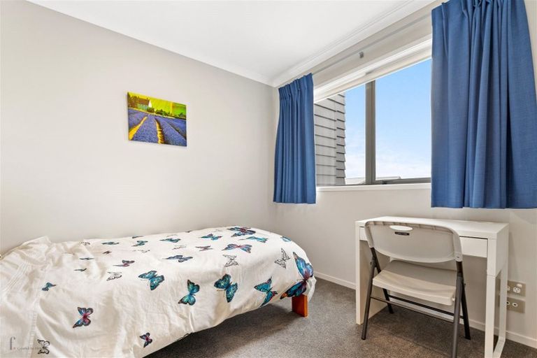 Photo of property in 3 Tuatua Road, Hobsonville, Auckland, 0616