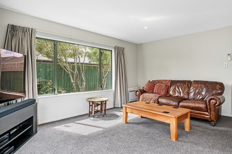 Photo of property in 90 Matai Street, Riccarton, Christchurch, 8011