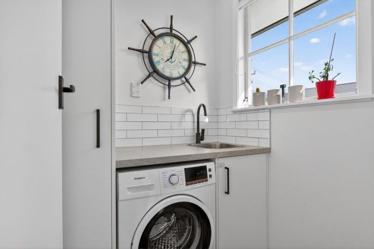 Photo of property in 260 Sandwich Road, St Andrews, Hamilton, 3200