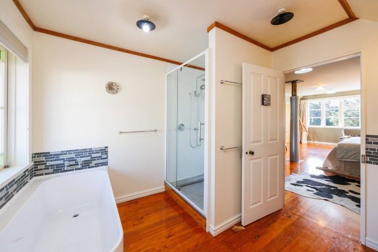 Photo of property in 6 Edwards Street, Kimbolton, Feilding, 4777