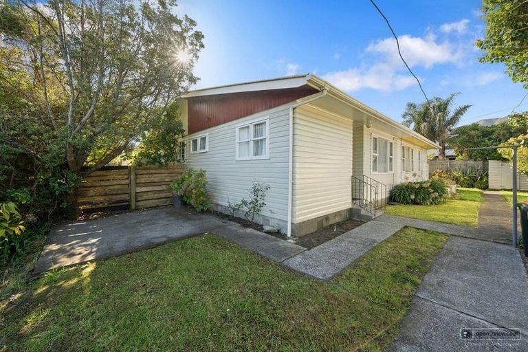 Photo of property in 12/52 Leighton Avenue, Waiwhetu, Lower Hutt, 5010
