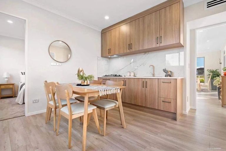Photo of property in 30 Horsefields Drive, Flat Bush, Auckland, 2019