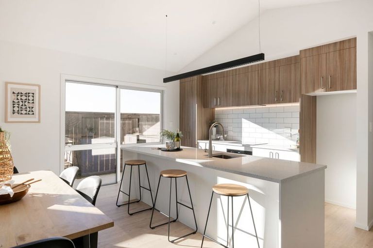 Photo of property in 25 Lumino Terrace, Peacocke, 3206