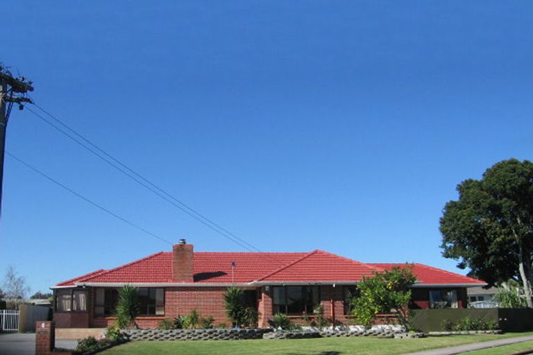 Photo of property in 9 Buckingham Crescent, Manukau, Auckland, 2025