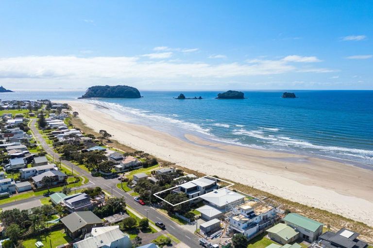 Photo of property in 112 Pohutukawa Crescent, Whangamata, 3620