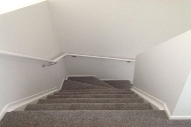 Photo of property in 27u2 Seddon Road, Frankton, Hamilton, 3204
