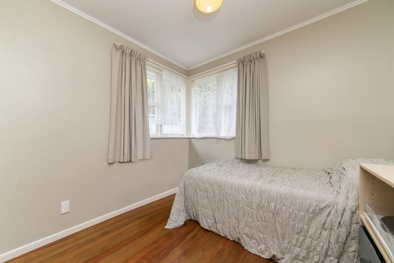 Photo of property in 163 Atkinson Road, Titirangi, Auckland, 0604