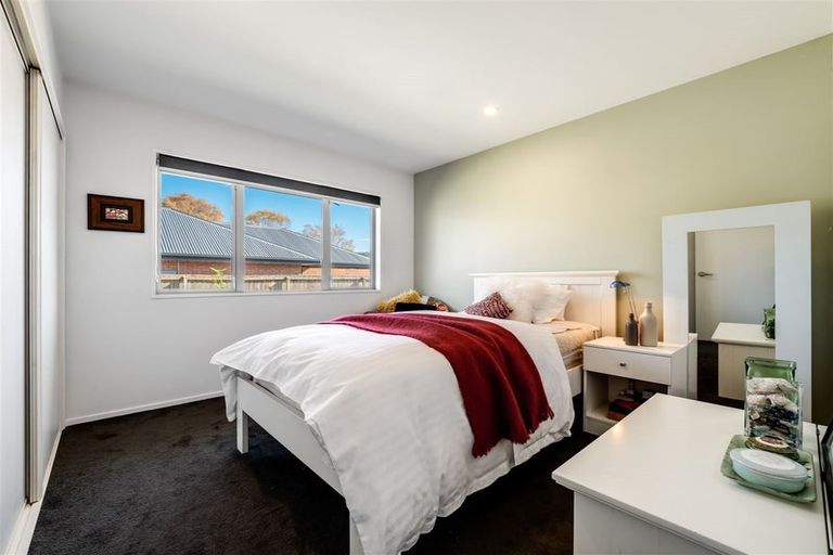 Photo of property in 2/192 Woodham Road, Linwood, Christchurch, 8062