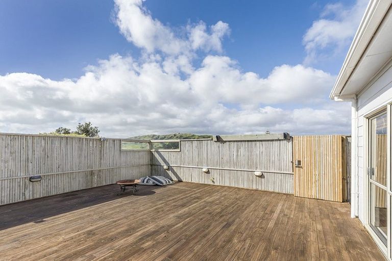 Photo of property in 39 Bodmin Terrace, Camborne, Porirua, 5026