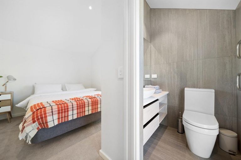 Photo of property in 12 Mckenzies Shute, Jacks Point, Queenstown, 9371