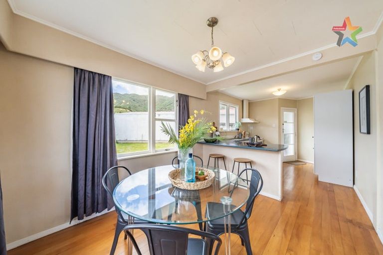 Photo of property in 62 Russell Road, Wainuiomata, Lower Hutt, 5014