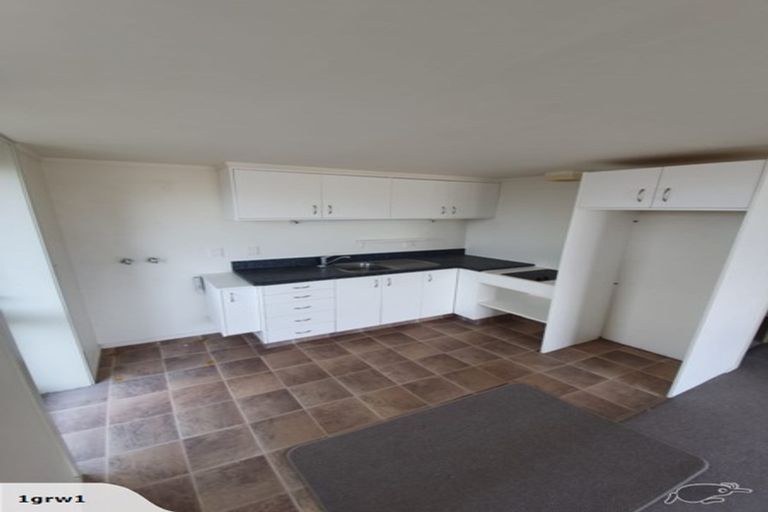 Photo of property in 22 Prisk Street, Melville, Hamilton, 3206