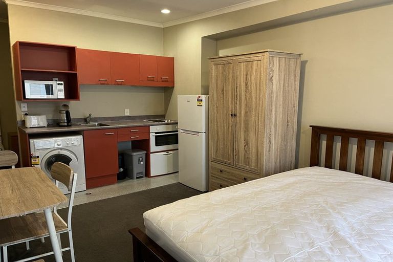 Photo of property in Aitken Street Apartments, 705/5 Aitken Street, Thorndon, Wellington, 6011