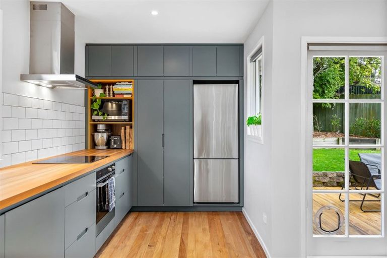 Photo of property in 27 Bellringer Road, Massey, Auckland, 0614