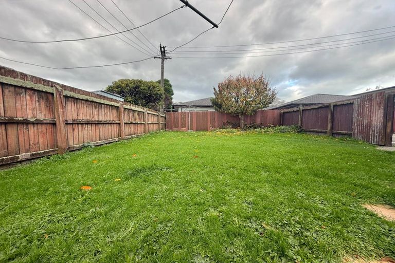 Photo of property in 7/30 Treadwell Street, Naenae, Lower Hutt, 5011