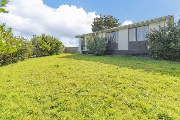Photo of property in 26 Heathdale Crescent, Papakura, 2110