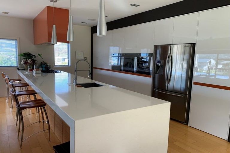 Photo of property in 52 The Masthead, Whitby, Porirua, 5024