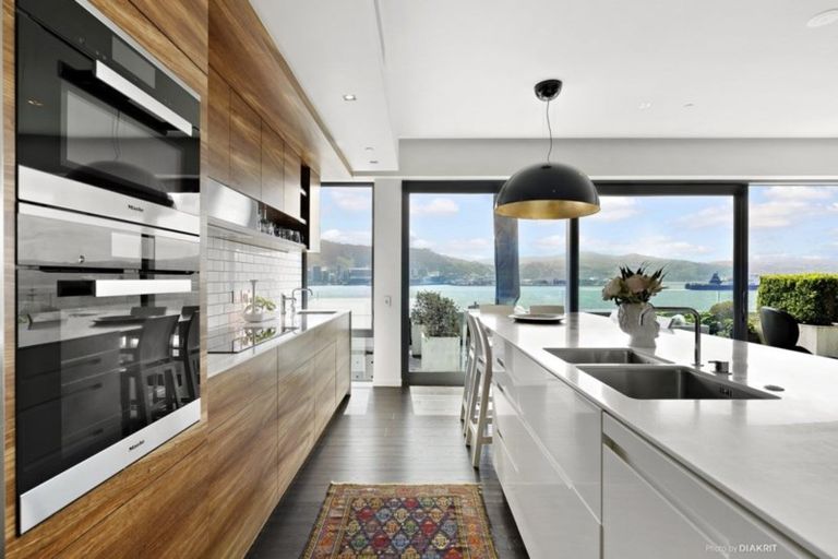 Photo of property in 150u5 Oriental Parade, Oriental Bay, Wellington, 6011
