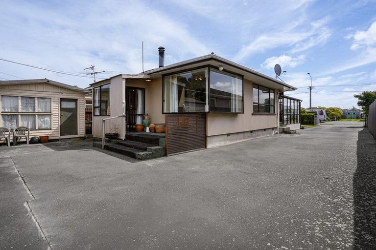 Photo of property in 56 Hargood Street, Woolston, Christchurch, 8062