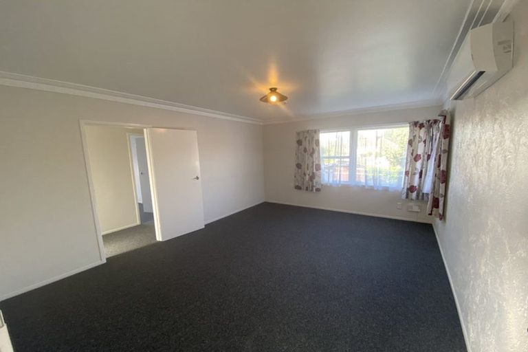 Photo of property in 58 Friedlanders Road, Manurewa, Auckland, 2102