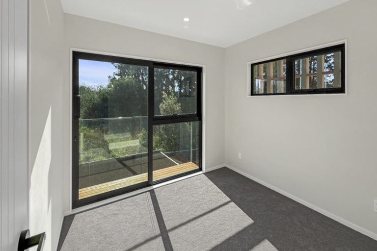 Photo of property in 43 Picnic Point Road, Hobsonville, Auckland, 0616