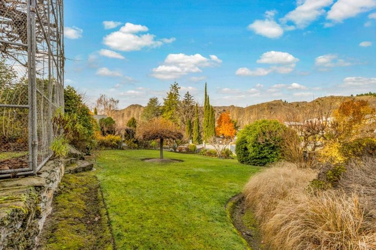 Photo of property in 10 Old Bridge Road, Bridge Hill, Alexandra, 9320