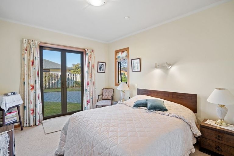 Photo of property in 51 Meadowstone Drive, Wanaka, 9305