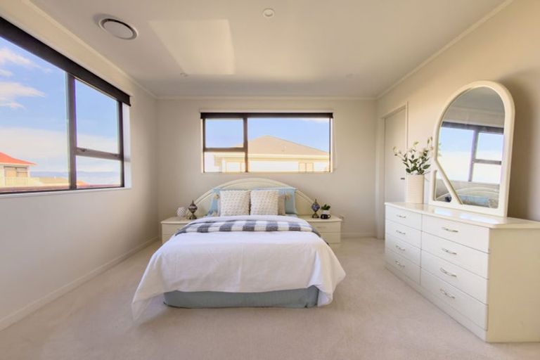 Photo of property in 3 Shastri Terrace, Khandallah, Wellington, 6035