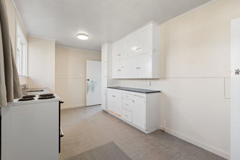 Photo of property in 8-10 Dix Crescent, Riversdale, Blenheim, 7201