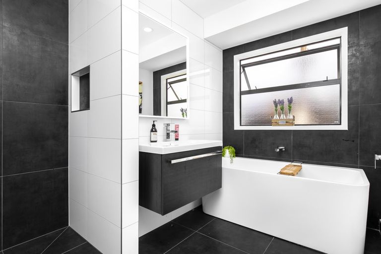 Photo of property in 32 Les Fisher Place, Pukekohe, 2120