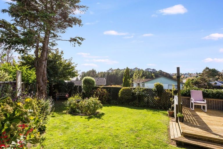 Photo of property in 30 Observatory Close, Whitby, Porirua, 5024